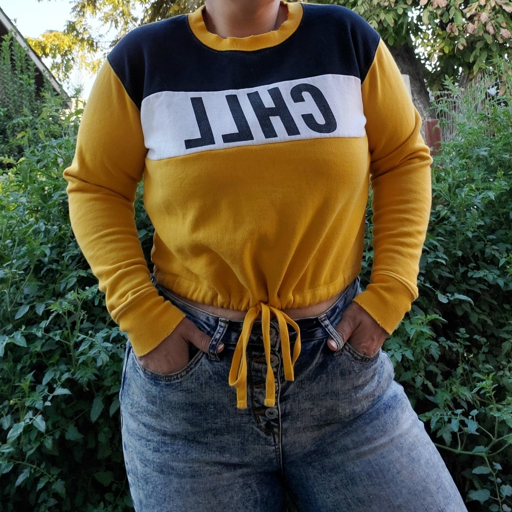 Crop top sweater